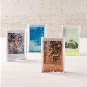 Polaroid sparkle frame